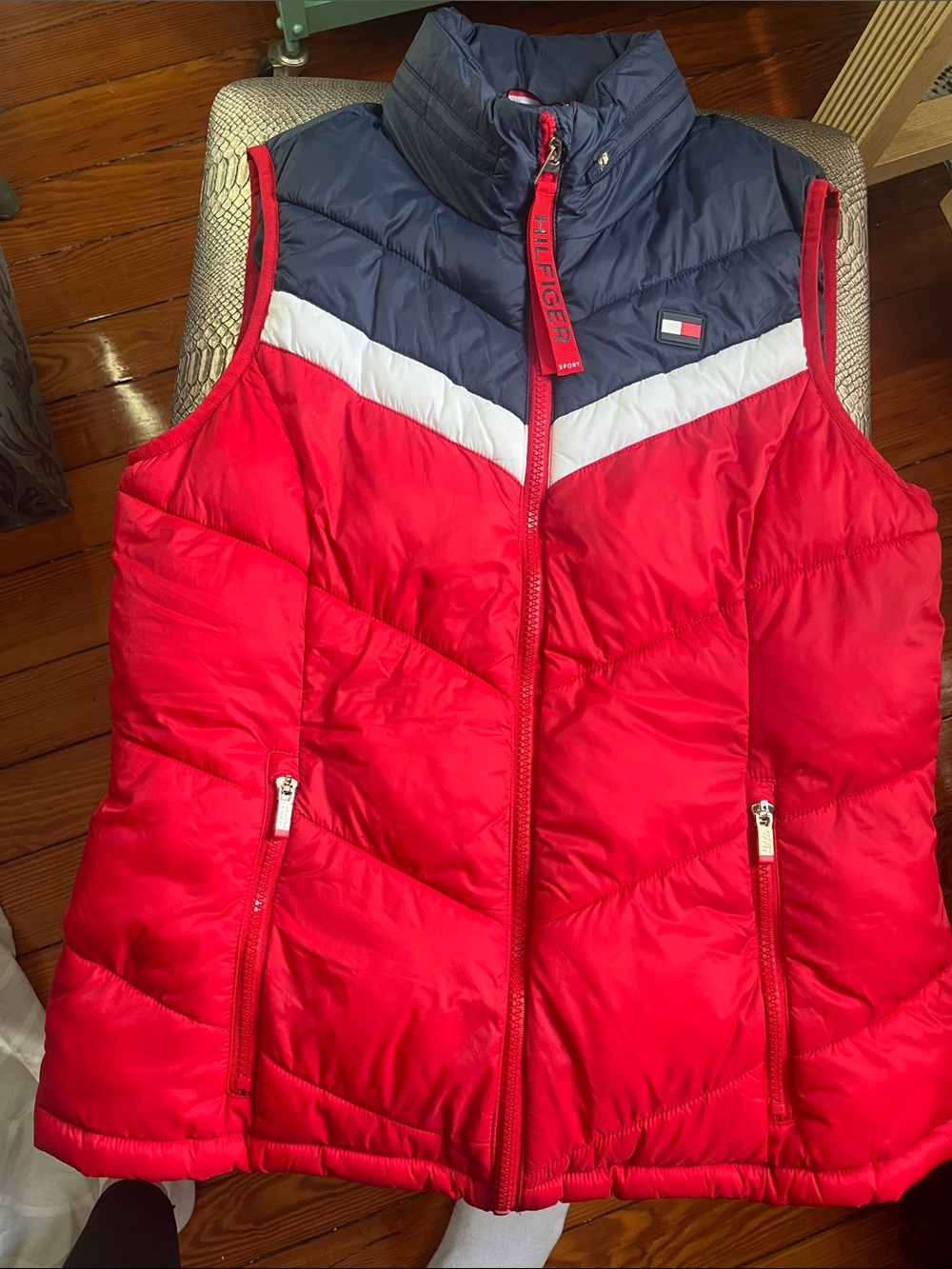 Like new Tommy  Hilfiger Red, Navy & White ( men’s/womans)Puffer Vest